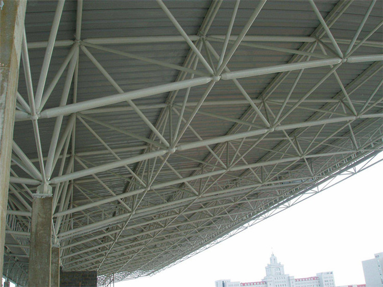 任丘学院体育场网架工程