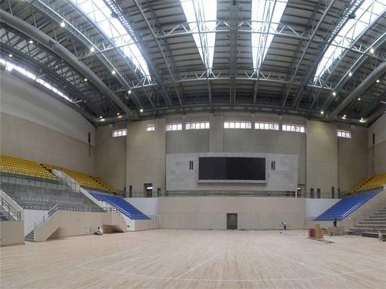 任丘体育委员会运动场